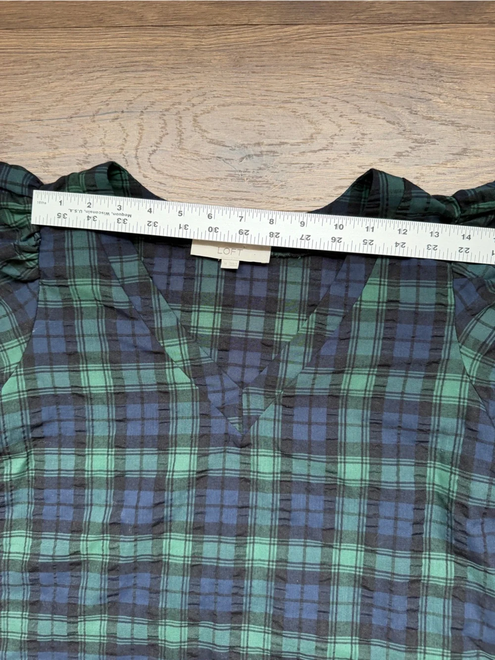 LOFT Green Blue Plaid Puff Sleeve V-Neck Blouse Top Southern Preppy Medium